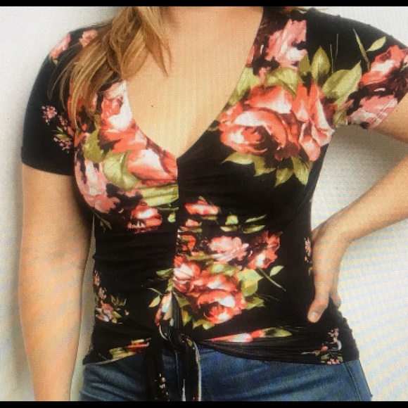 Black Floral Print Top - Picture 1 of 2